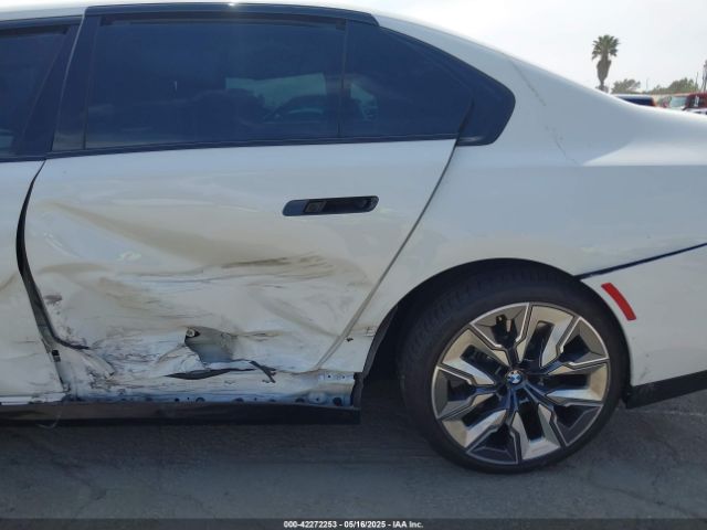 2024 BMW 760 WBA33EJ07RCP97937 Photo 5