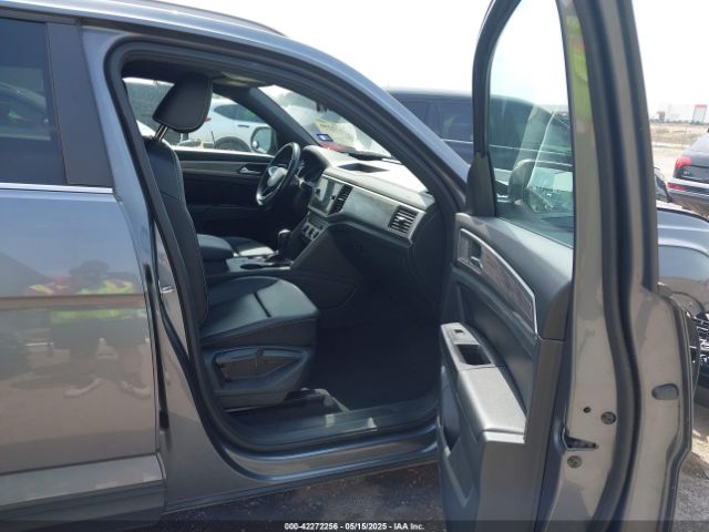 2020 VOLKSWAGEN ATLAS CROSS SPORT 1V2YC2CA6LC205401 Photo 4