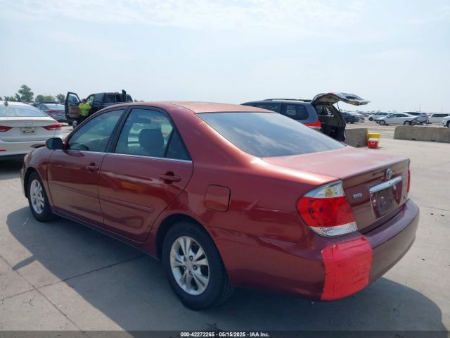 2005 TOYOTA CAMRY 4T1BF32K45U087257 Photo 2