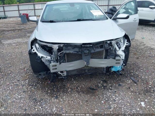 1G1ZD5ST9NF149004 Chevrolet Malibu Fwd Lt