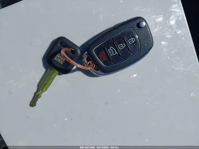 KM8SMDHF8HU176789 Hyundai gdi lambda ii