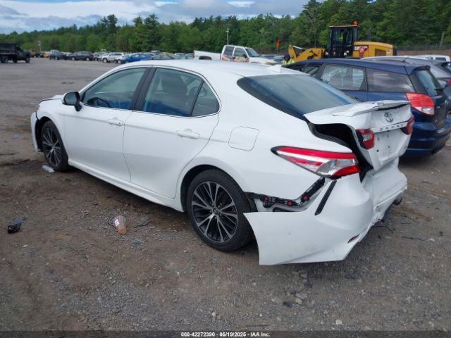2020 TOYOTA CAMRY 4T1G11AK5LU349892 Photo 2