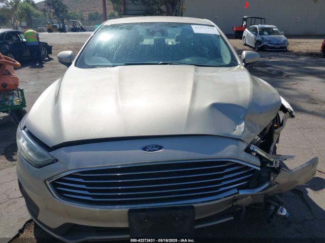 3FA6P0LU2KR206661 Ford Fusion Hybrid Se