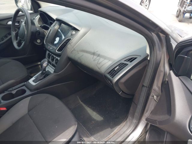 1FADP3F26EL424544 Ford FOCUS SE