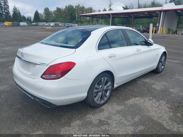 55SWF4HB4HU229895 Mercedes-Benz C 350e Luxury