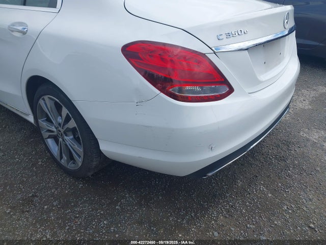 55SWF4HB4HU229895 Mercedes-Benz C 350e Luxury