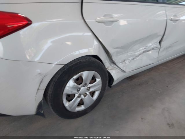 KNAFK4A68F5295100 KIA FORTE LX