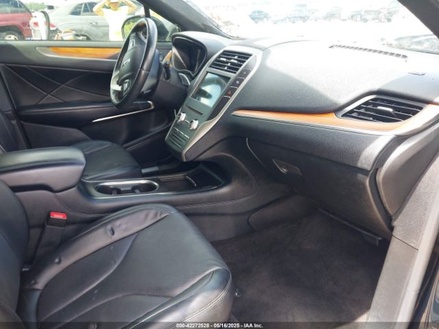 5LMCJ3C95HUL54101 Lincoln Mkc Reserve