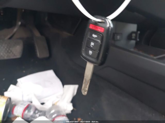 2HGFC2F63KH533078 Honda Civic Lx