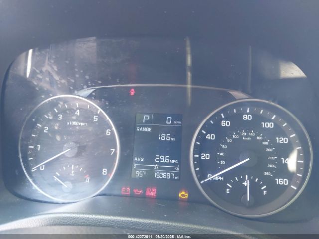 5NPD74LF0HH165338 Hyundai ELANTRA SE