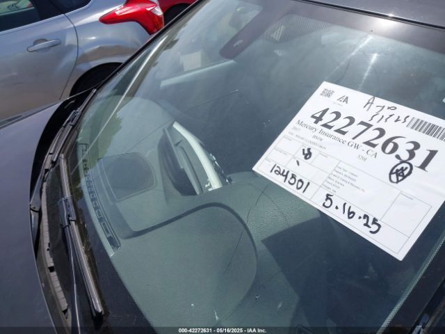 WBA8E1G3XHNU18829 BMW 320i