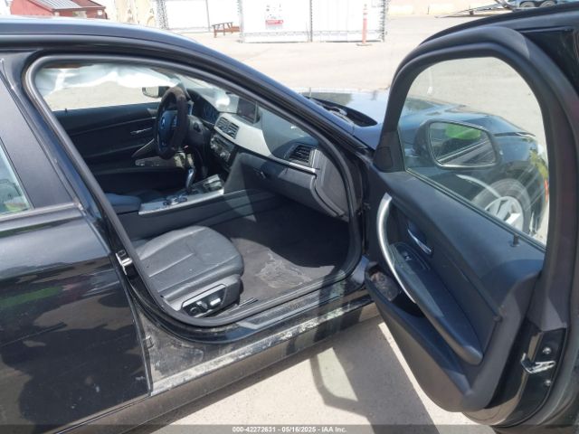 WBA8E1G3XHNU18829 BMW 320i