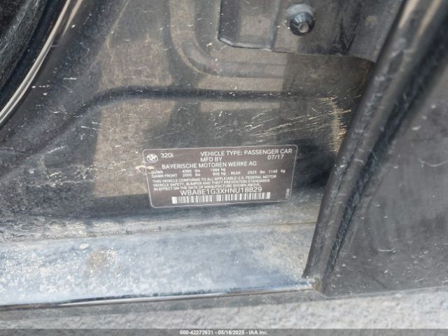 WBA8E1G3XHNU18829 BMW 320i