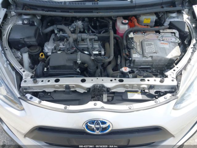 JTDKDTB31H1594528 Toyota Prius C One