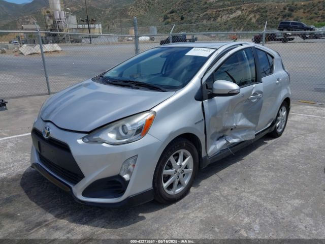 JTDKDTB31H1594528 Toyota Prius C One