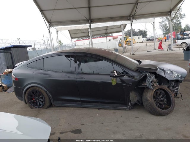 Tesla MODEL X 2016 5YJXCBE28GF017149 Image 13