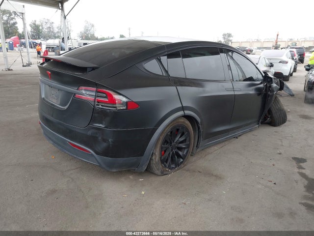 2016 TESLA MODEL X 5YJXCBE28GF017149 Photo 3