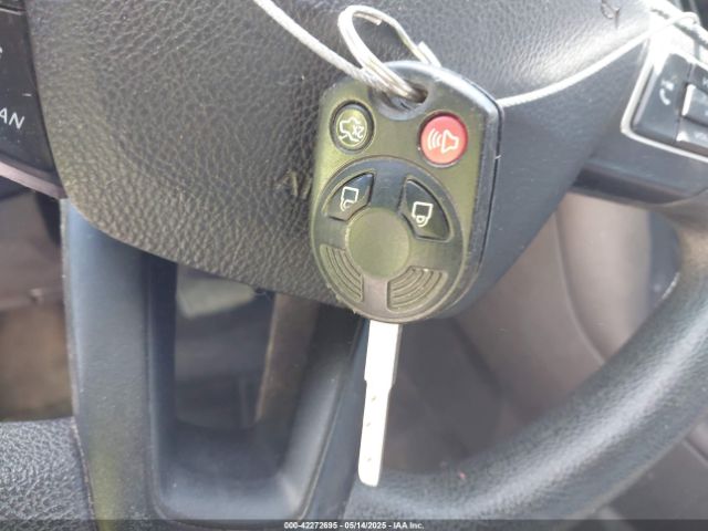 1FADP3K29JL225374 Ford FOCUS SE