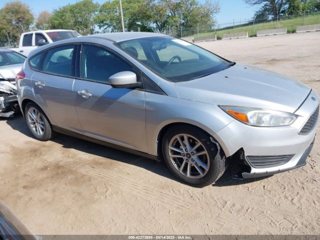 1FADP3K29JL225374 Ford FOCUS SE