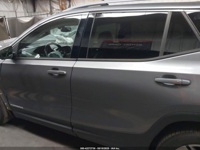 3GKALPEV8LL179358 GMC lyx