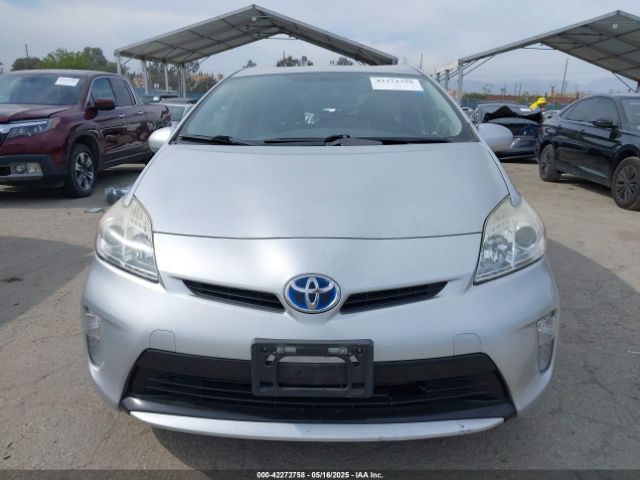 JTDKN3DU3F1962708 Toyota Prius Two