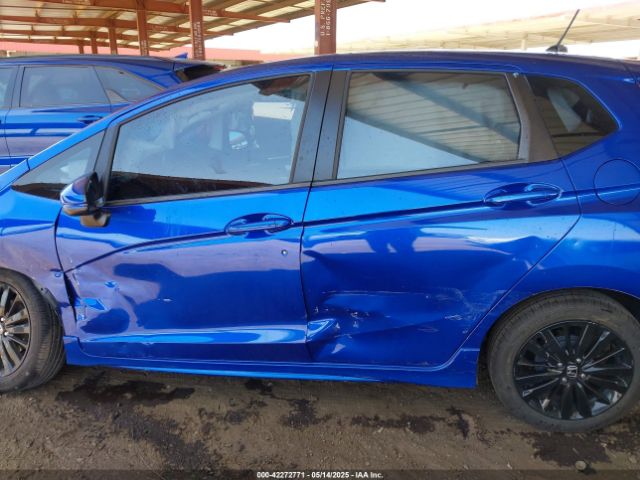 3HGGK5G69JM718338 Honda Fit Sport