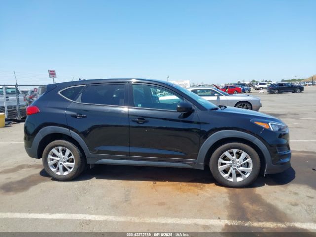 KM8J23A43MU400680 Hyundai TUCSON SE
