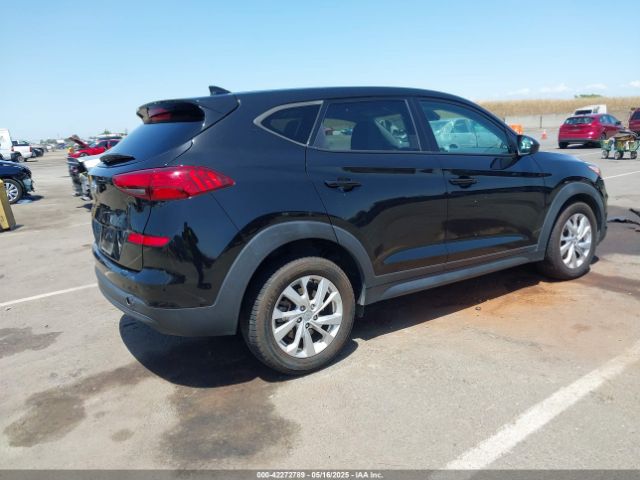 KM8J23A43MU400680 Hyundai TUCSON SE