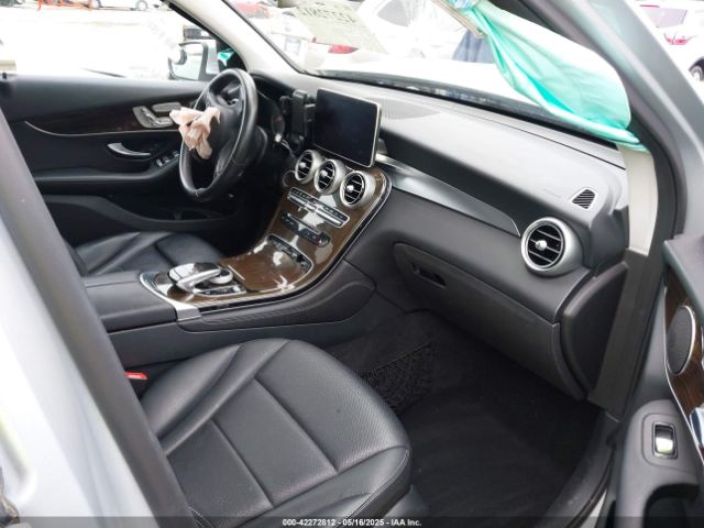 2016 MERCEDES-BENZ GLC 300 WDC0G4KB7GF093215 Photo 4