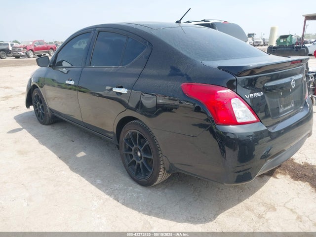 3N1CN7AP4HL821073 Nissan 2017