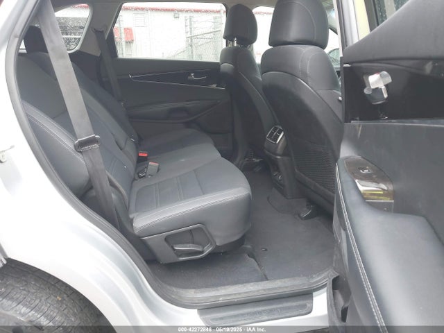 5XYPG4A3XHG258980 KIA Sorento 2.4l Lx