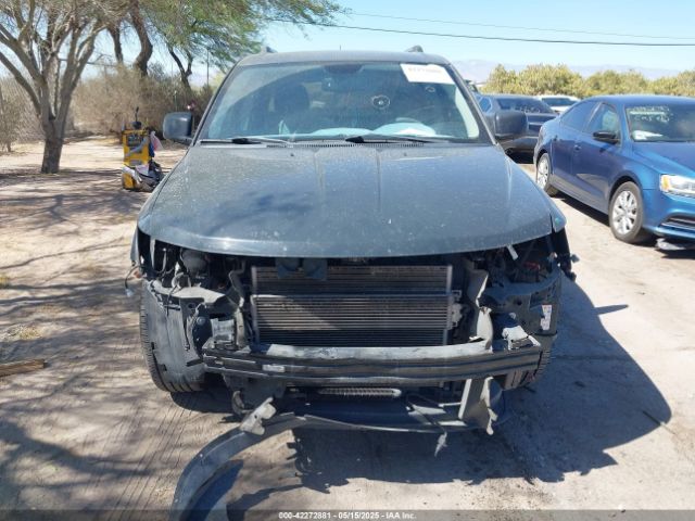 3C4PDCGG9HT605575 Dodge Journey Crossroad Plus