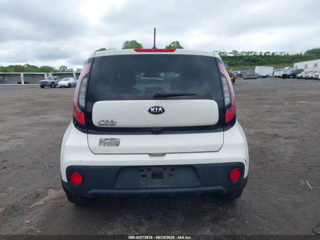 KNDJN2A20K7656081 KIA Soul