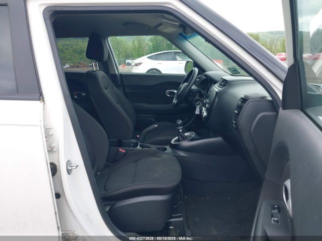KNDJN2A20K7656081 KIA Soul