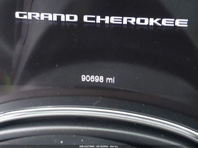 1C4RJEAG3LC202749 Jeep Grand Cherokee Laredo E 4x2
