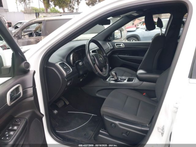 1C4RJEAG3LC202749 Jeep Grand Cherokee Laredo E 4x2