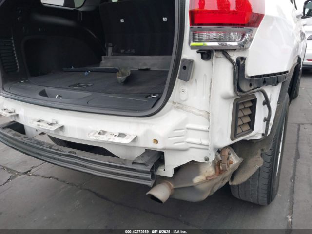 1C4RJEAG3LC202749 Jeep Grand Cherokee Laredo E 4x2