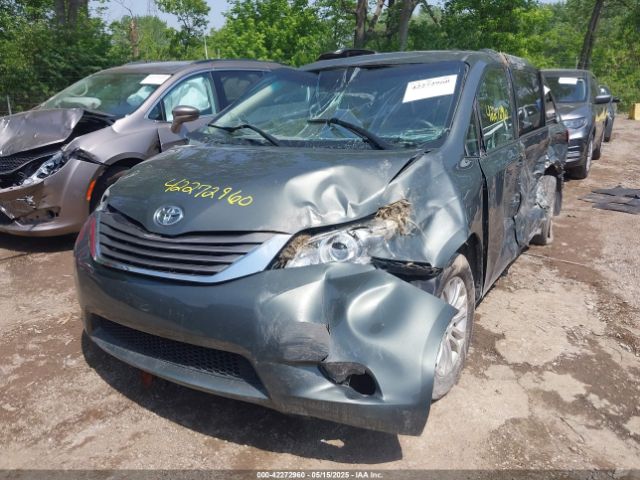 2014 TOYOTA SIENNA 5TDYK3DC5ES447110 Photo 1