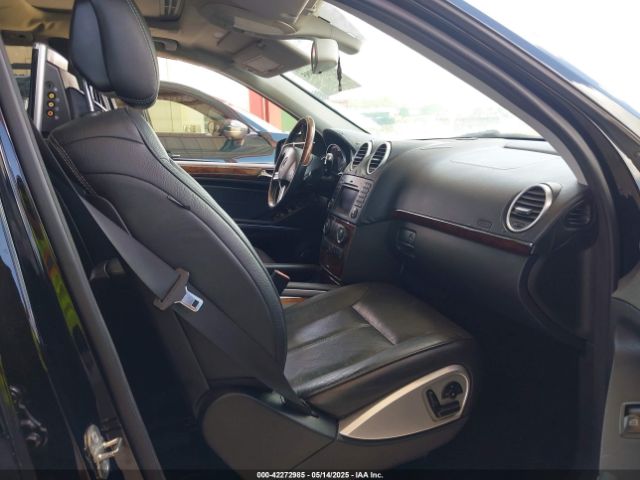 2010 MERCEDES-BENZ GL 550 4JGBF8GE4AA597765 Photo 4