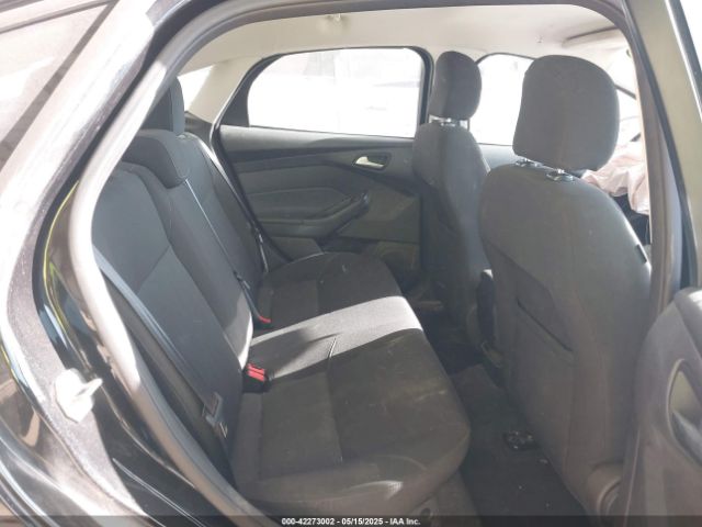 1FADP3F21FL385461 Ford FOCUS SE