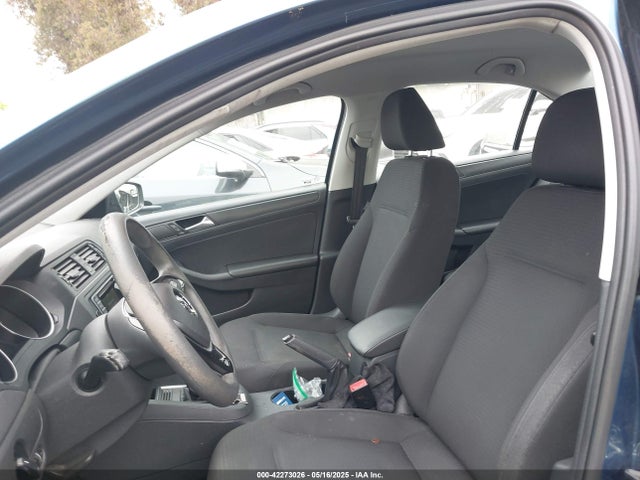 3VW267AJ3GM230286 Volkswagen Jetta 1.4t S