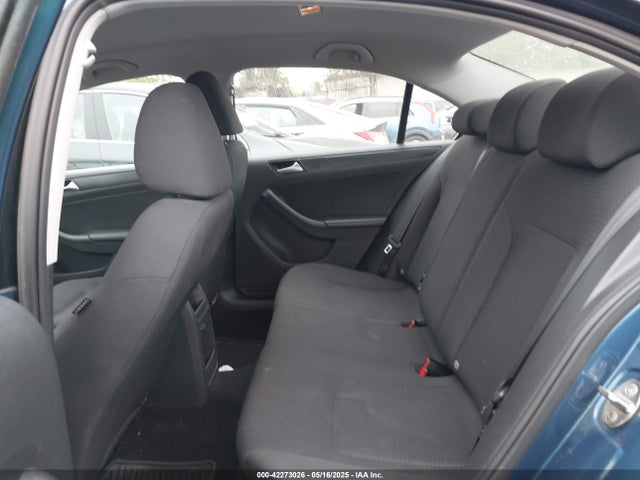 3VW267AJ3GM230286 Volkswagen Jetta 1.4t S