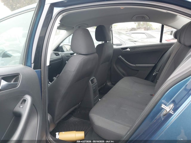 3VW267AJ3GM230286 Volkswagen Jetta 1.4t S