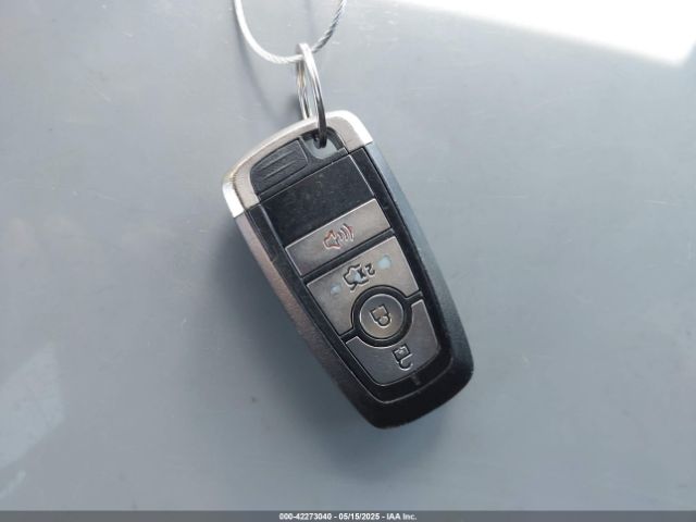 3FA6P0HD8JR212634 Ford FUSION SE