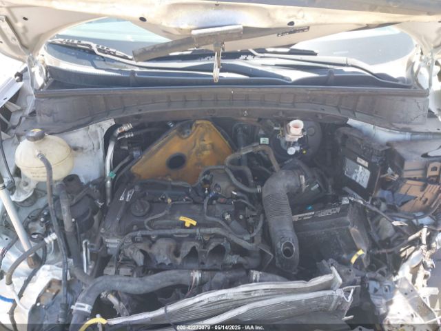 KM8J23A49HU354696 Hyundai TUCSON SE