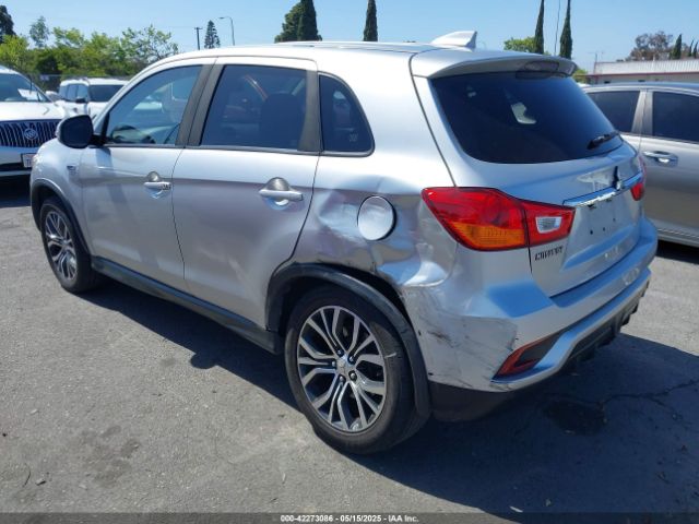 2018 MITSUBISHI OUTLANDER SPORT JA4AP3AW3JU014922 Photo 2
