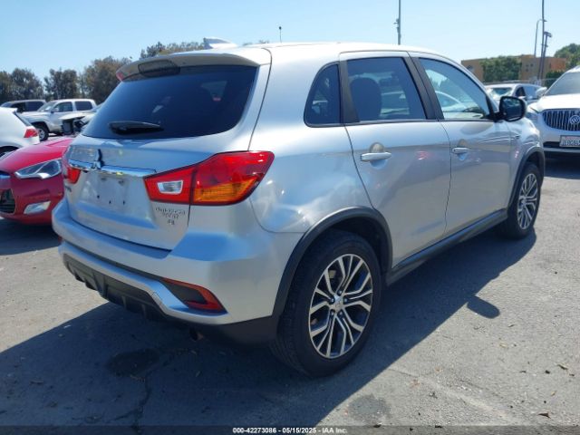 2018 MITSUBISHI OUTLANDER SPORT JA4AP3AW3JU014922 Photo 3