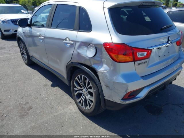 2018 MITSUBISHI OUTLANDER SPORT JA4AP3AW3JU014922 Photo 5