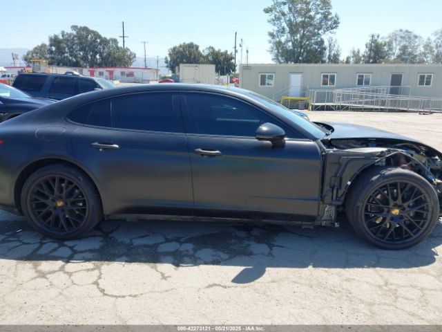 WP0AA2A79JL119089 Porsche Panamera