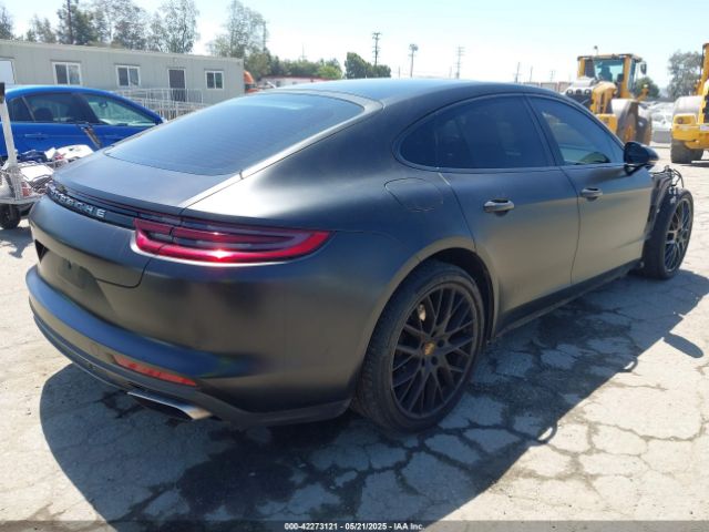 WP0AA2A79JL119089 Porsche Panamera